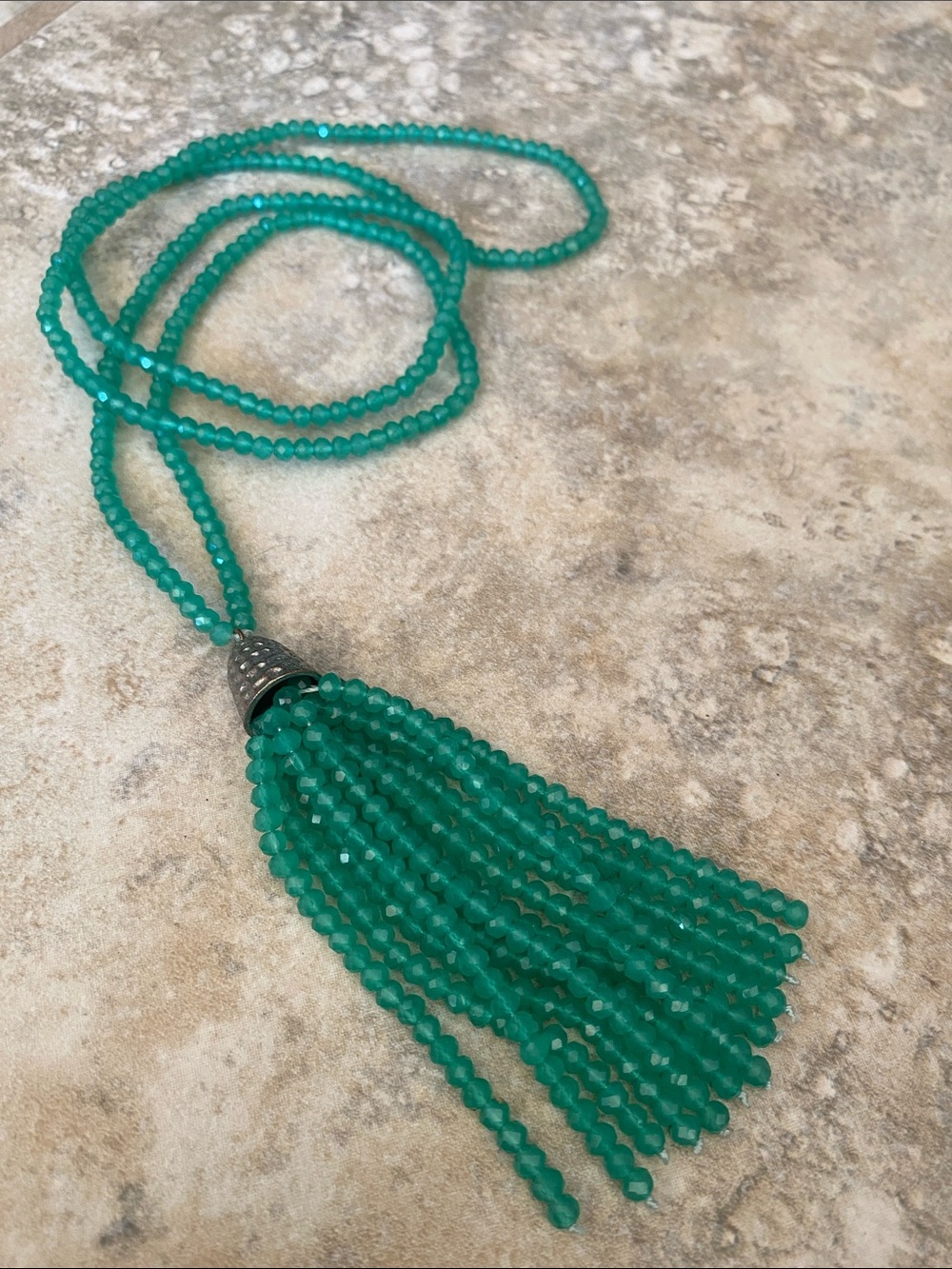 Green crystal Beaded Tassel Necklace - Elegant Women's Jewelry